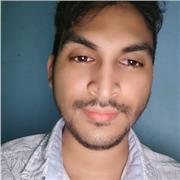 Profesional en la rama contable dispuesto a enseñar la actualidad tributaria en Colombia